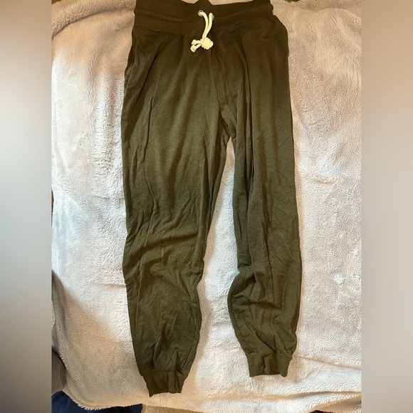 Threads 4 Thought Green Fleece Jogger Sweatpant - Picture 4 of 8